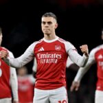 El poderío de los Gunners: Arséne Wenger dirige a su equipo hacia la cima de la Premier League con un triunfo convincente sobre el Aston Villa.