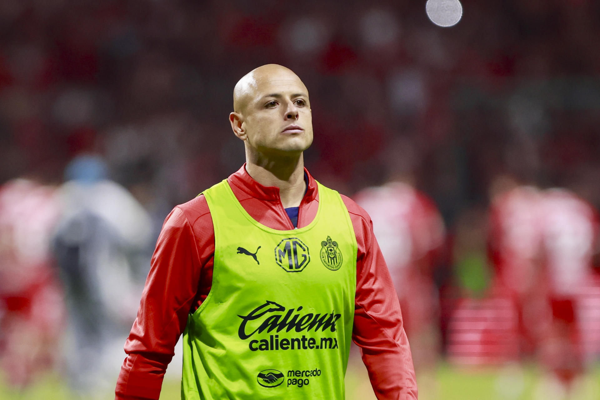 El Futuro Estelar de 'Chicharito' Hernández: ¿Qué Club Esconde Su Próxima Parada?