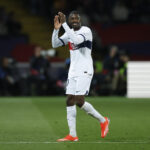 El Imperio del Fútbol: PSG y Barça se alzan con los más prestigiosos galardones en la entrega de premios Globe Soccer Awards.