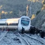 Tragedia en las vías españolas: número de víctimas mortales en choque de trenes asciende a 39 y la sociedad demanda justicia