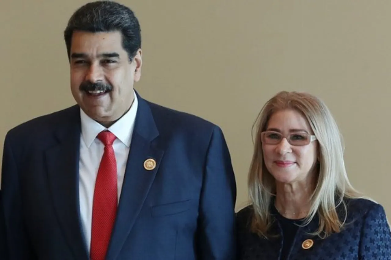 Impactante Escape a Estados Unidos: Maduro y Esposa A bordo de Buque Federal, Pendientes de Juicio en Nueva York ante la Justicia Americana
